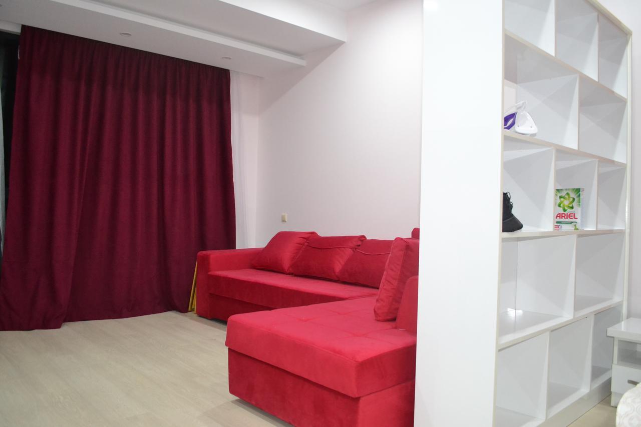 Batumi Porta Tower 1811 Appartement Buitenkant foto