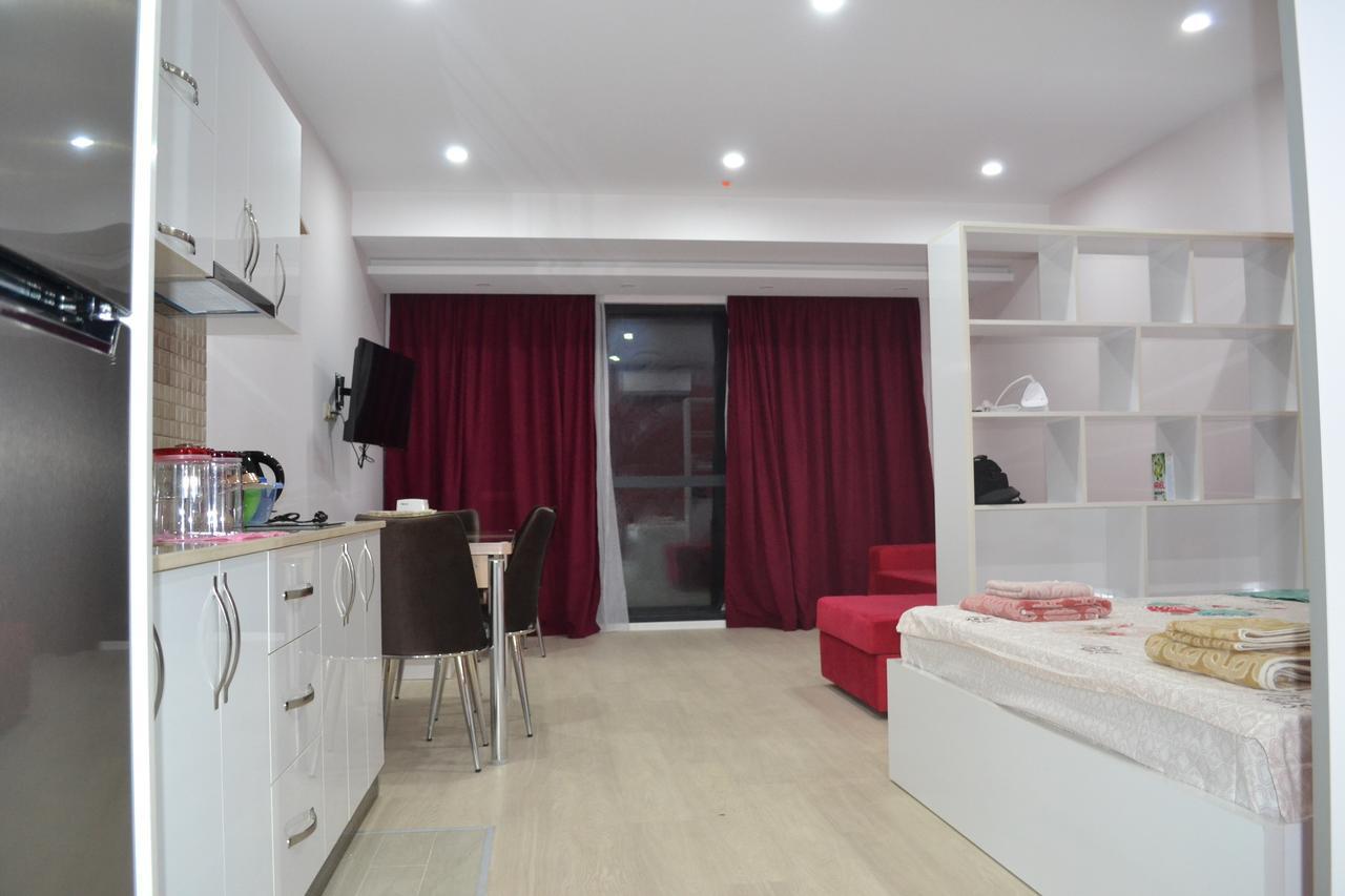 Batumi Porta Tower 1811 Appartement Buitenkant foto