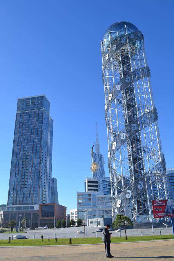 Batumi Porta Tower 1811 Appartement Buitenkant foto